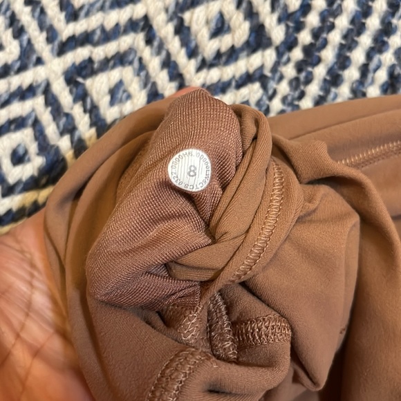 Lululemon Align HR pant 25” / size 8 - Picture 7 of 10